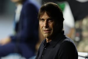 孔蒂：我还在尝试让德布劳内融入体系，今年的意甲会非常激烈