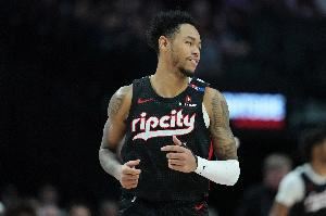 塔图姆：安芬尼-西蒙斯已打出优异表现 相信他能在绿军大放异彩