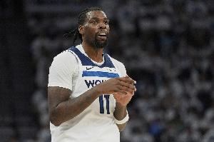 里德：防守强硬是我们特质 训练中就要反复打磨在赛场展现出来